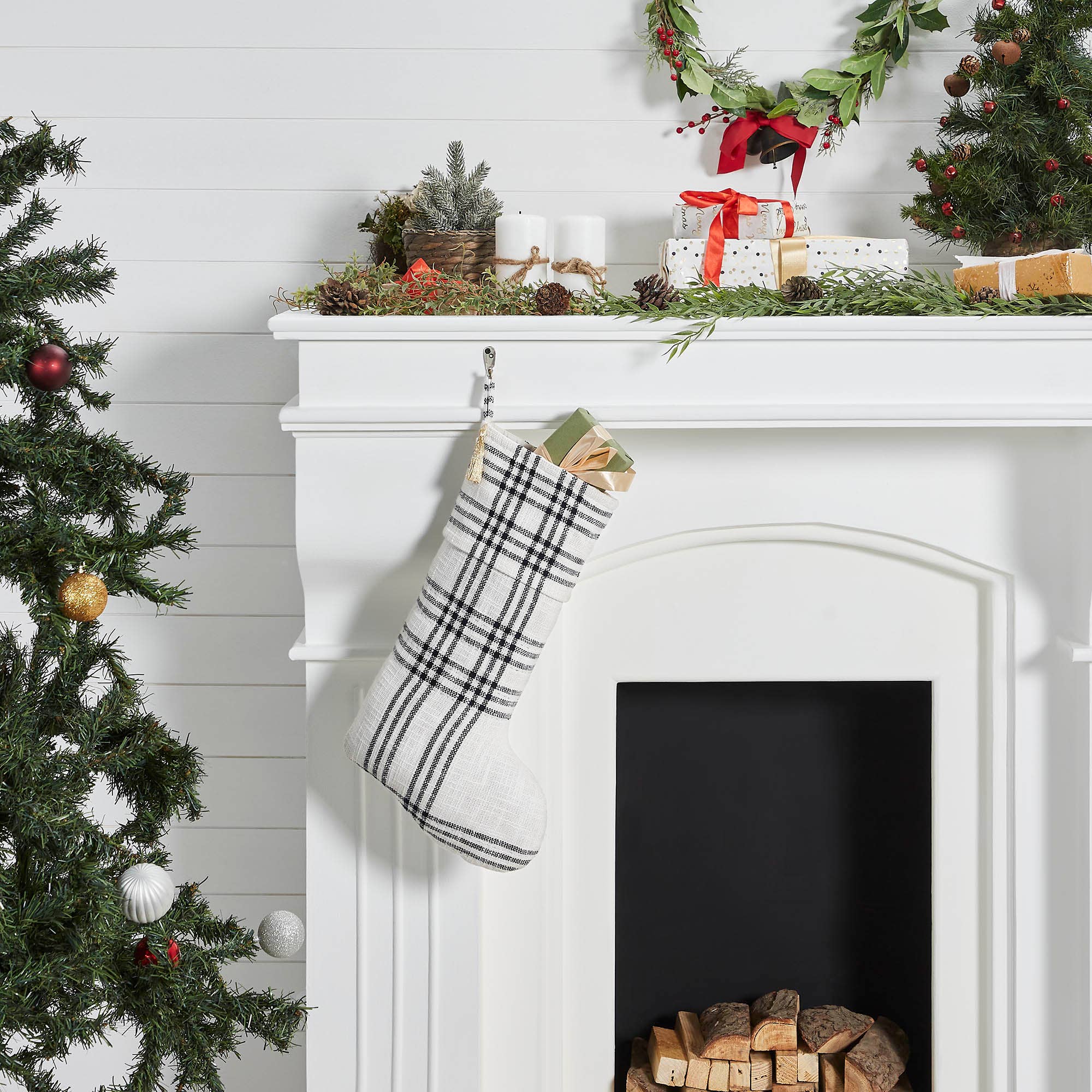 Wintergleam Black White Plaid Stocking 12"x20"