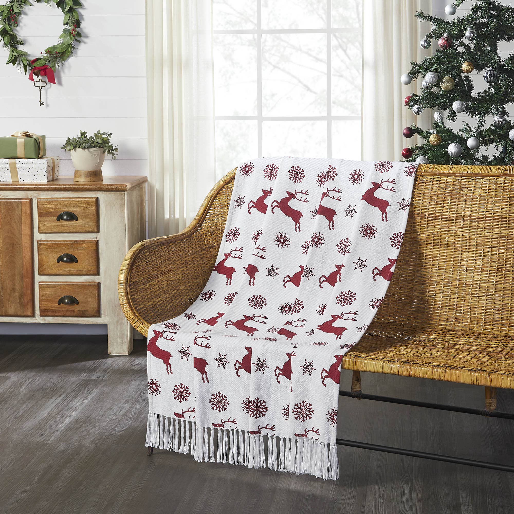 Scandia Snowflake Red White Woven Throw 50"x60"